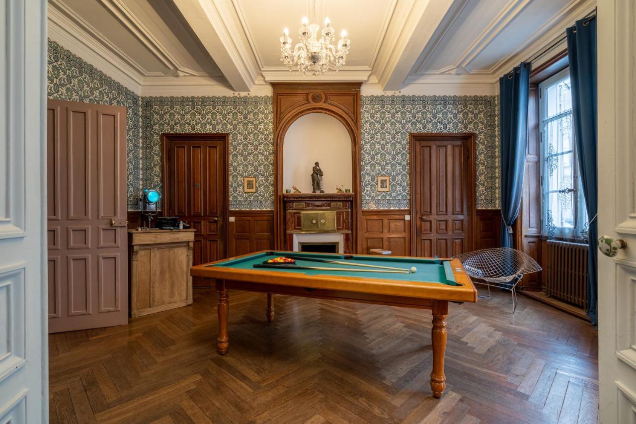H De Surgeres Bed and Breakfast Εξωτερικό φωτογραφία